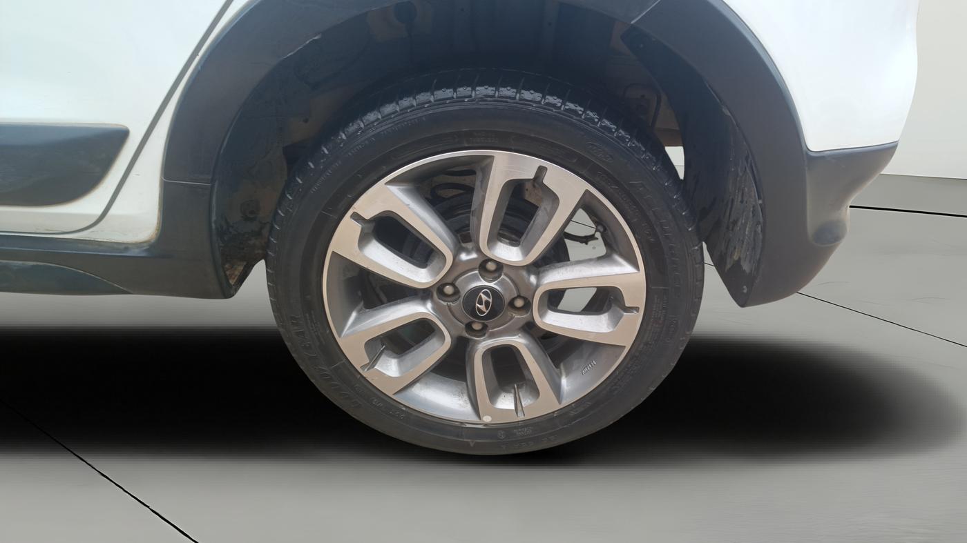 2016 Hyundai i20 Active 1.2 SX, Petrol, Manual, 90,718 km, Left Rear Wheel