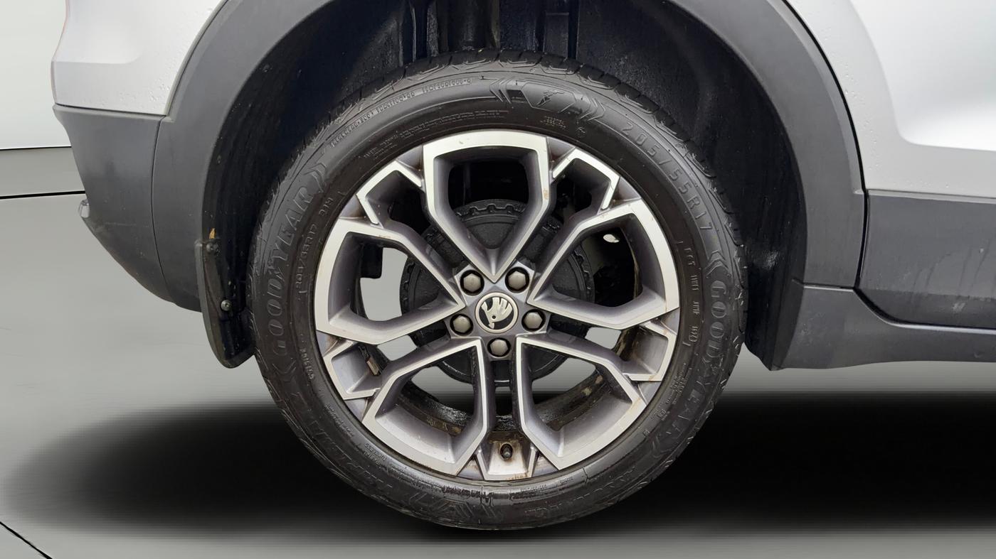 2021 Skoda KUSHAQ STYLE 1.5L TSI DSG, Petrol, Automatic, 77,856 km, Right Rear Wheel