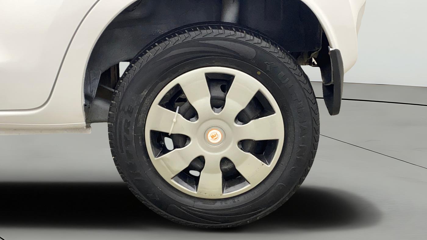 2018 Datsun Redi Go T (O), Petrol, Manual, 71,047 km, Left Rear Wheel
