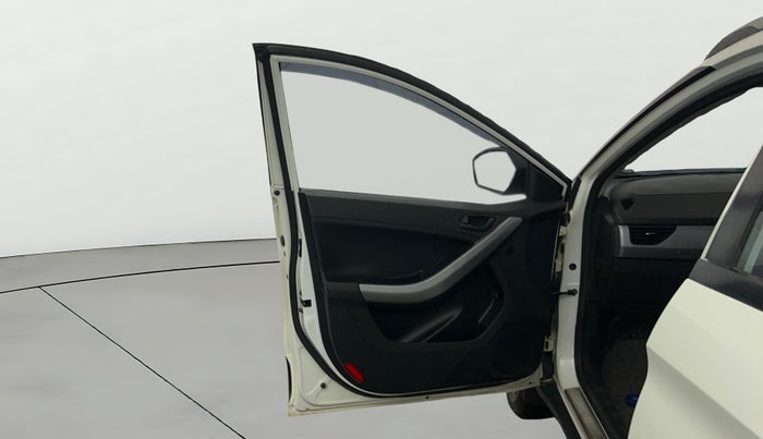2023 Tata NEXON XM PLUS SUNROOF PETROL, Petrol, Manual, 39,661 km, LHS Front Door