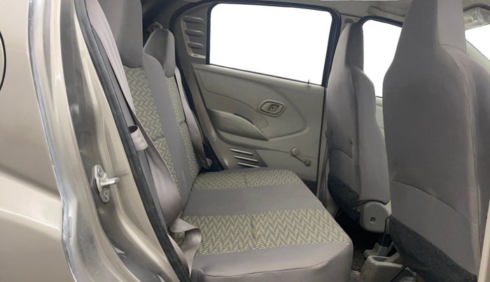 2016 Datsun Redi Go S, Petrol, Manual, 34,007 km, Right Side Rear Door Cabin