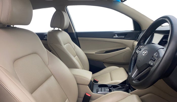 2017 Hyundai Tucson GLS 4WD AT DIESEL, Diesel, Automatic, 69,787 km, Right Side Front Door Cabin