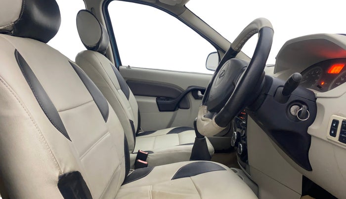 2013 Mahindra Verito 1.5 D6, Diesel, Manual, 95,734 km, Right Side Front Door Cabin