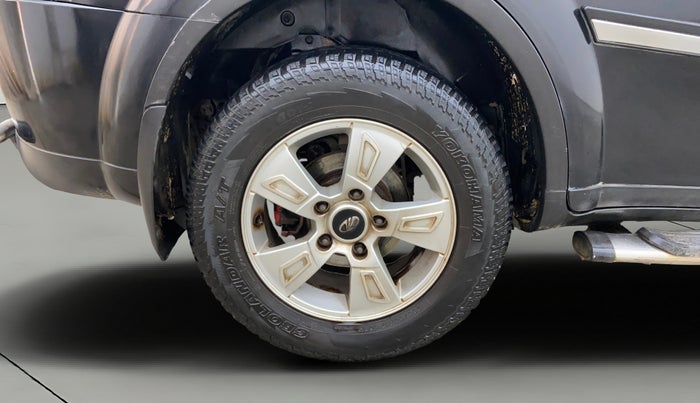 2013 Mahindra XUV500 W8, Diesel, Manual, 91,336 km, Right Rear Wheel