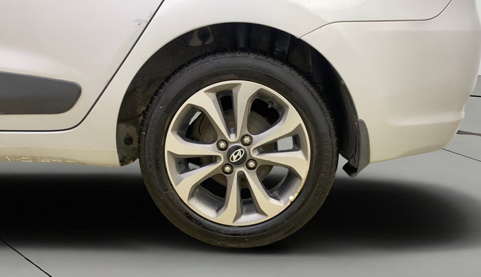2015 Hyundai Xcent SX AT 1.2 (O), Petrol, Automatic, 24,625 km, Left Rear Wheel