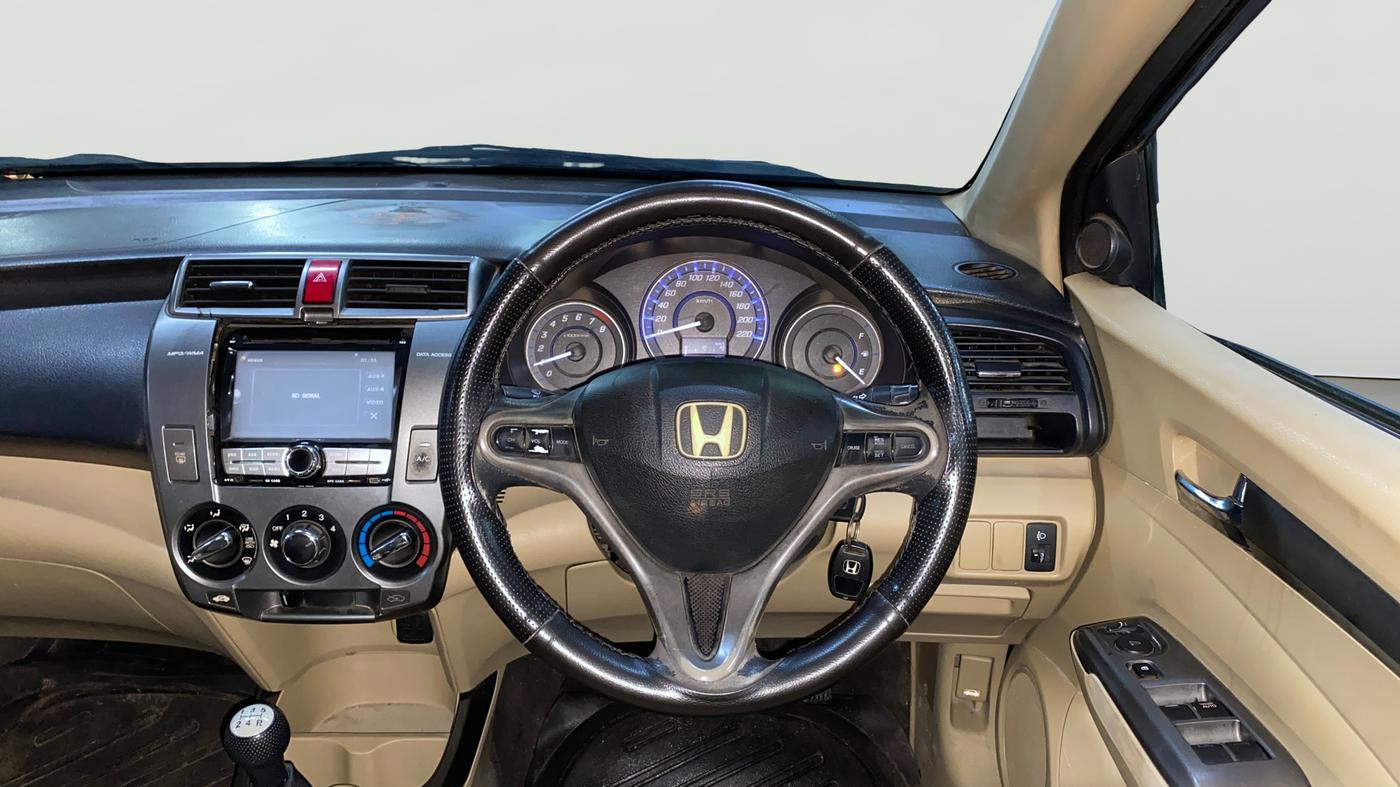 2013 Honda City 1.5L I-VTEC V MT, Petrol, Manual, 1,17,284 km, Steering Wheel Close Up