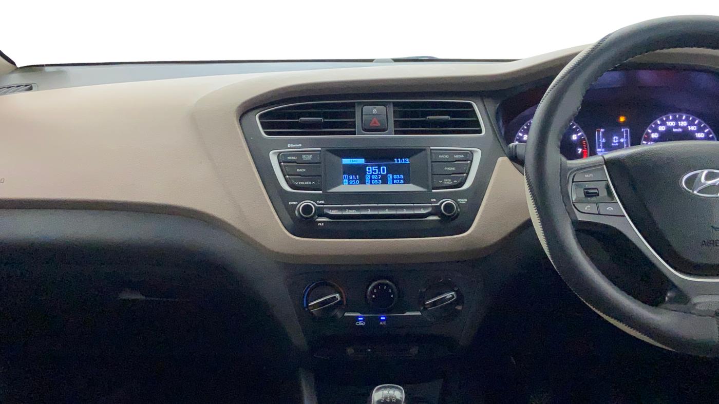 2020 Hyundai Elite i20 MAGNA PLUS 1.2, Petrol, Manual, 70,307 km, Air Conditioner