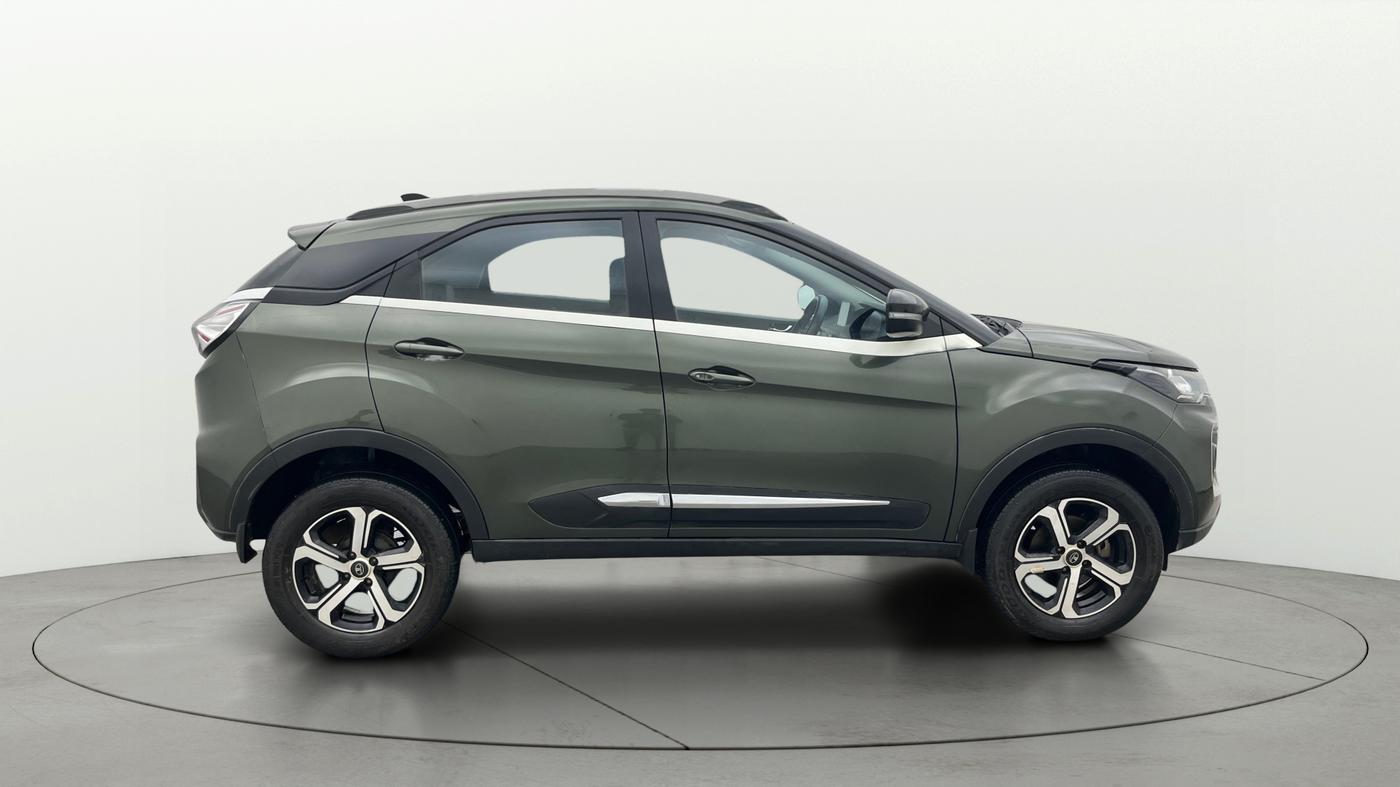 2022 Tata NEXON XZ PLUS PETROL, Petrol, Manual, 29,637 km, Right Side View
