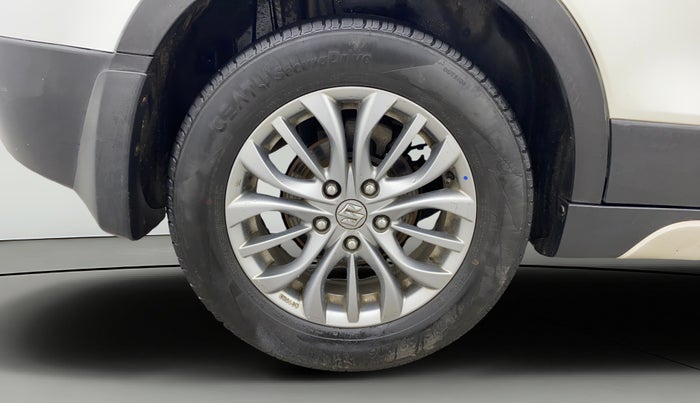2017 Maruti S Cross ZETA 1.3, Diesel, Manual, 1,02,030 km, Right Rear Wheel
