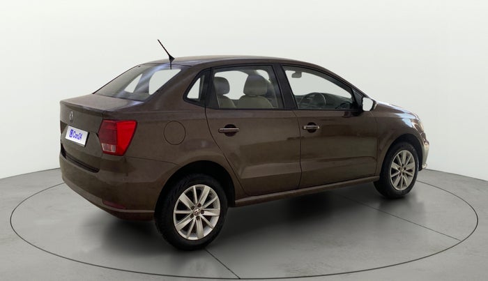 2016 Volkswagen Ameo HIGHLINE1.2L, Petrol, Manual, 27,425 km, Right Back Diagonal