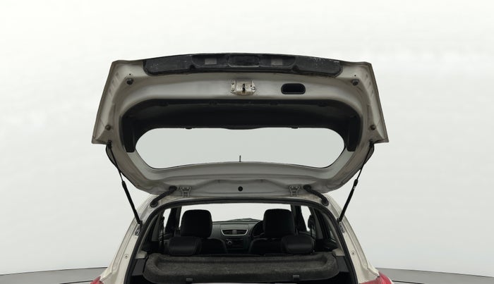 2016 Maruti Swift LXI (O), Petrol, Manual, 44,420 km, Boot Door Open