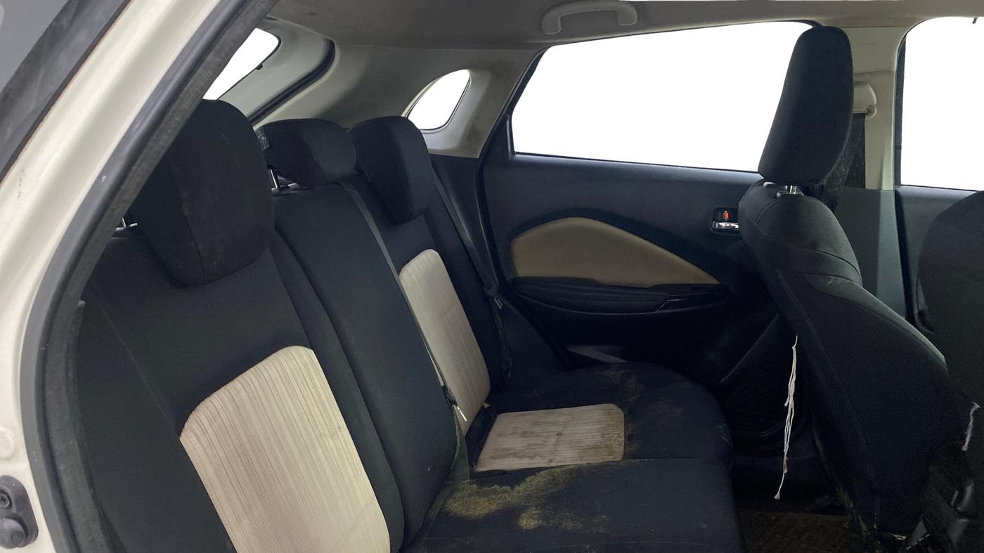 2023 Toyota Glanza G E-CNG, CNG, Manual, 74,710 km, Right Side Rear Door Cabin