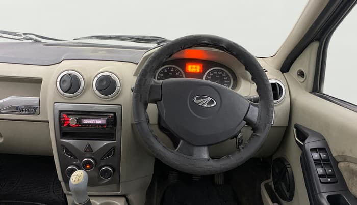 2012 Mahindra Verito 1.5 D4, Diesel, Manual, 89,640 km, Steering Wheel Close Up