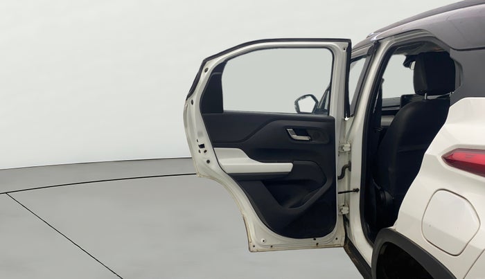 2022 Tata PUNCH CREATIVE  1.2 RTN DUAL TONE, Petrol, Manual, 9,655 km, LHS Rear Door