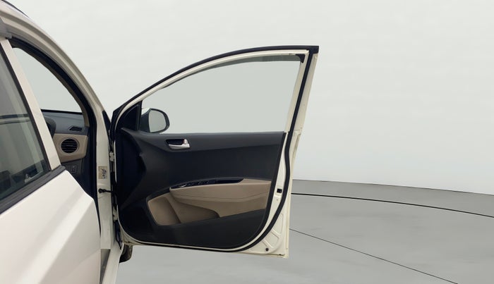 2016 Hyundai Grand i10 SPORTZ 1.2 KAPPA VTVT, Petrol, Manual, 93,454 km, RHS Front Door