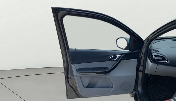 2020 Tata Tiago XZ PETROL, Petrol, Manual, 84,683 km, LHS Front Door