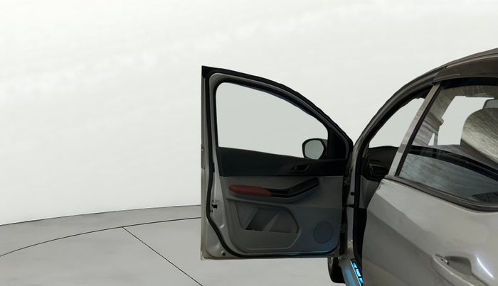 2021 Tata Tiago XT PETROL, Petrol, Manual, 47,869 km, LHS Front Door