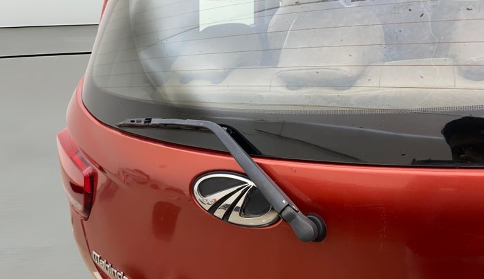 2017 Mahindra Kuv100 K8 D 6 STR, Diesel, Manual, 1,21,731 km, Rear Wiper