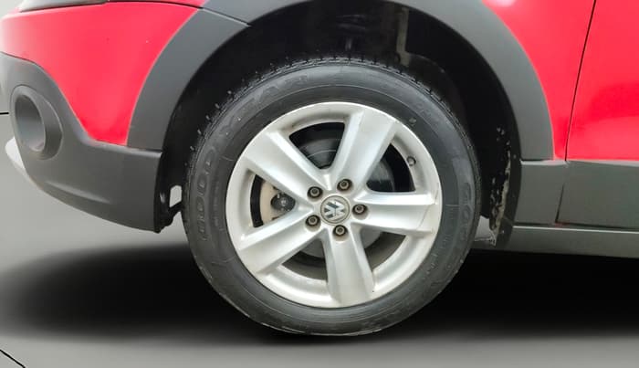 2013 Volkswagen Cross Polo HIGHLINE TDI, Diesel, Manual, 26,692 km, Left Front Wheel