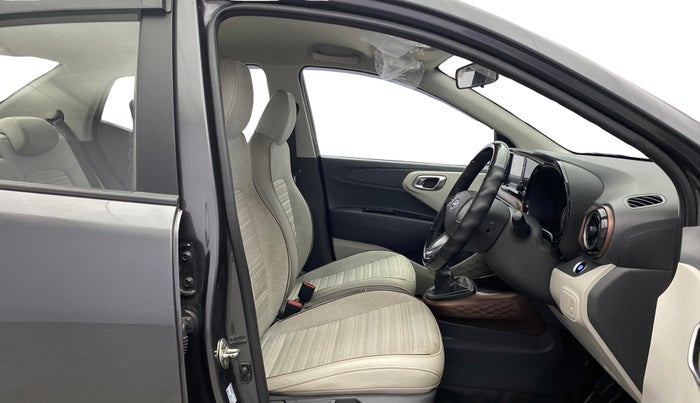 2022 Hyundai AURA SX 1.2, Petrol, Manual, 20,194 km, Right Side Front Door Cabin