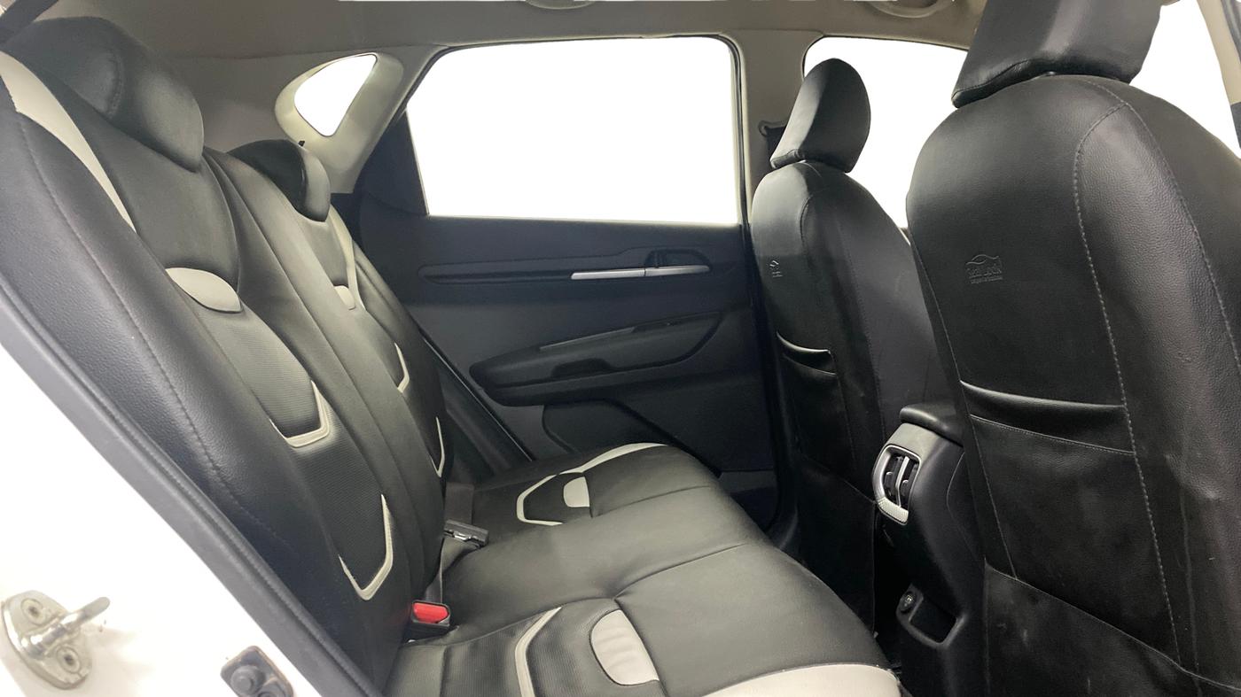 2021 KIA SONET HTK PLUS 1.2, Petrol, Manual, 9,064 km, Right Side Rear Door Cabin