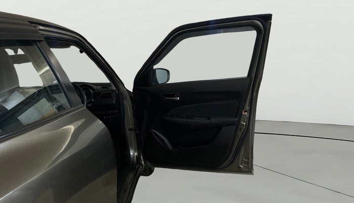 2022 Maruti Swift VXI AMT, Petrol, Automatic, 37,832 km, RHS Front Door