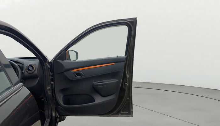 2017 Renault Kwid CLIMBER 1.0 AMT, Petrol, Automatic, 33,884 km, RHS Front Door