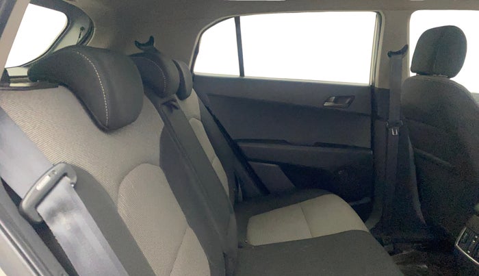 2017 Hyundai Creta SX PLUS AT 1.6 PETROL, Petrol, Automatic, 74,253 km, Right Side Rear Door Cabin