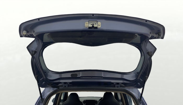 2016 Hyundai i10 MAGNA 1.1, Petrol, Manual, 57,449 km, Boot Door Open