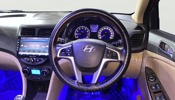 2014 Hyundai Verna FLUIDIC 1.6 VTVT SX, Petrol, Manual, 82,833 km, Steering Wheel Close Up