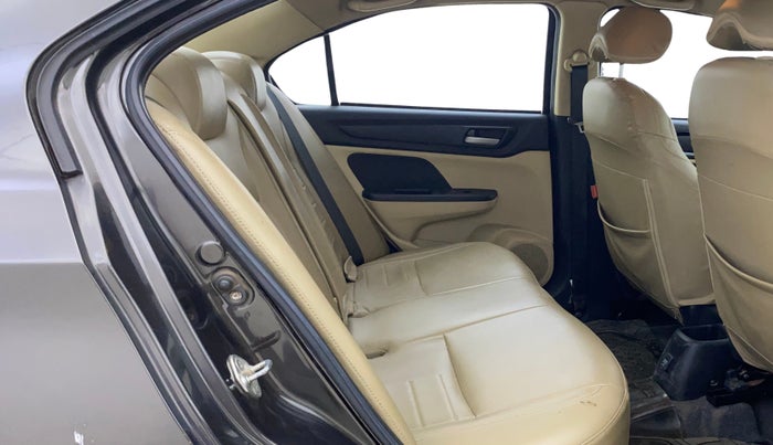 2018 Honda Amaze 1.2L I-VTEC S, CNG, Manual, 56,626 km, Right Side Rear Door Cabin