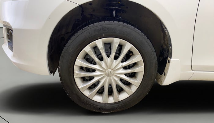 2016 Maruti Ciaz VXI+, Petrol, Manual, 1,19,955 km, Left Front Wheel