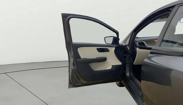 2021 Tata ALTROZ XT PETROL, Petrol, Manual, 43,932 km, LHS Front Door