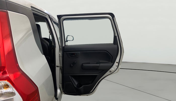 2021 Maruti New Wagon-R LXI CNG 1.0, CNG, Manual, 71,172 km, RHS Rear Door