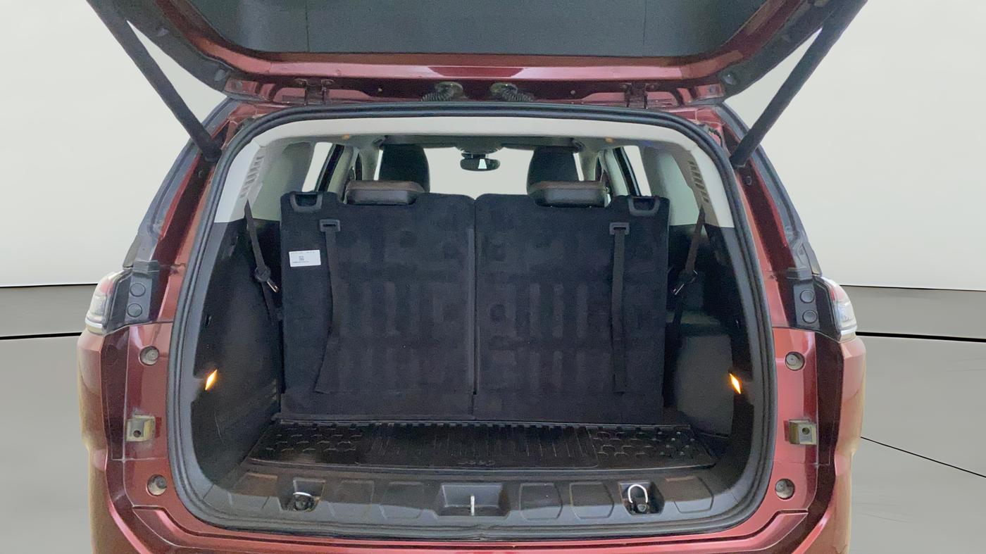 2023 Jeep MERIDIAN LIMITED PLUS 4X2 AT, Diesel, Automatic, 30,978 km, Boot Open Zoomed View