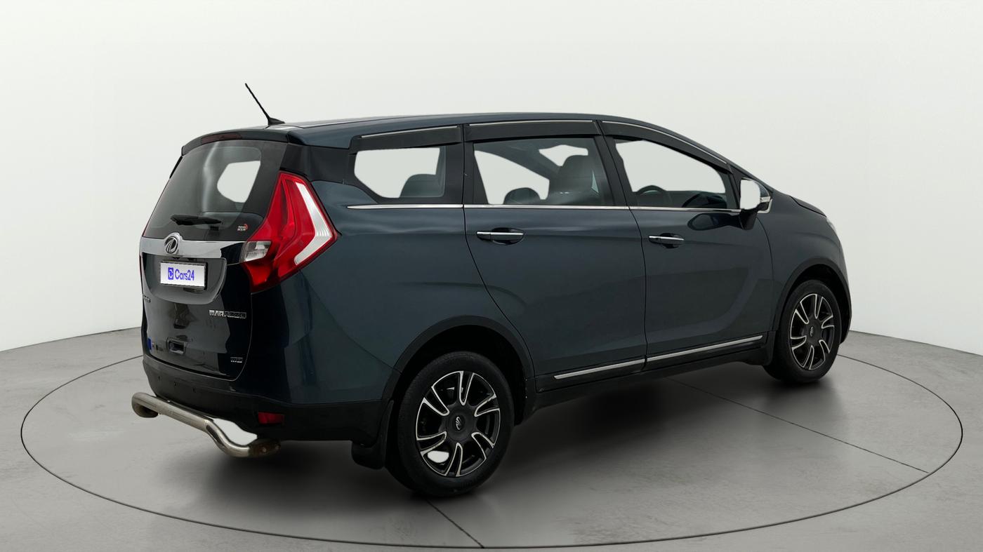 2018 Mahindra MARAZZO M8 7 STR, Diesel, Manual, 88,846 km, Right Back Diagonal