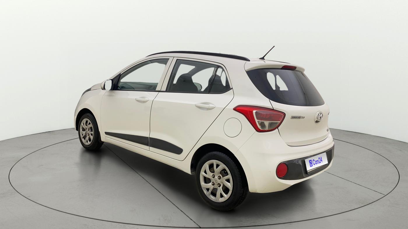 2017 Hyundai Grand i10 SPORTZ (O) 1.2 U2 CRDI, Diesel, Manual, 1,31,537 km, Left Back Diagonal