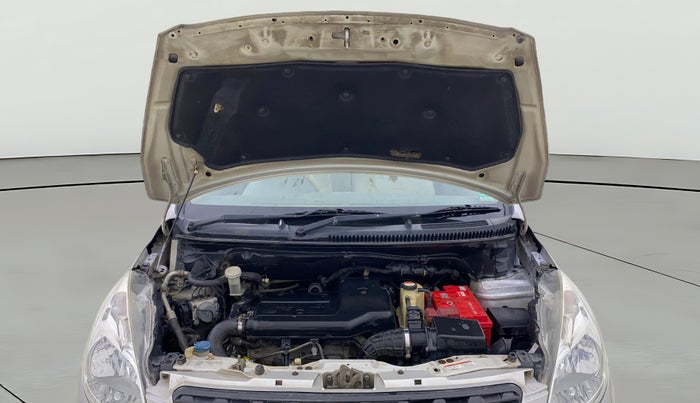 2014 Maruti Ertiga VDI, Diesel, Manual, 1,01,039 km, Open Bonet