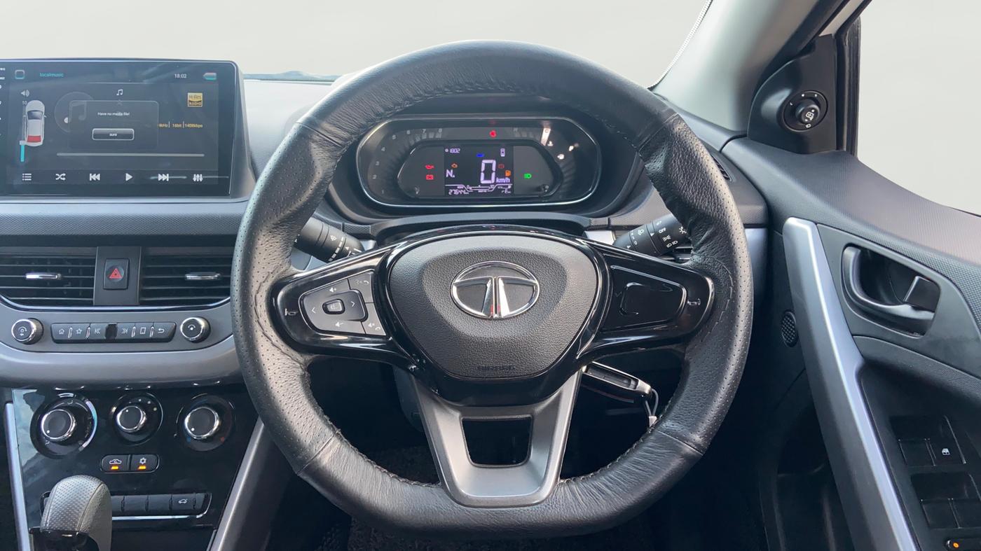 2022 Tata NEXON XMA SUNROOF PETROL, Petrol, Automatic, 27,624 km, Steering Wheel Close Up