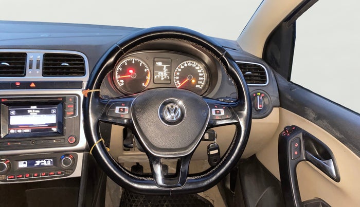 2016 Volkswagen Ameo HIGHLINE1.2L, Petrol, Manual, 1,07,901 km, Steering Wheel Close Up