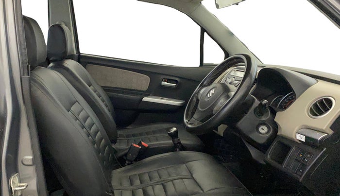 2015 Maruti Wagon R 1.0 VXI, Petrol, Manual, 1,15,130 km, Right Side Front Door Cabin