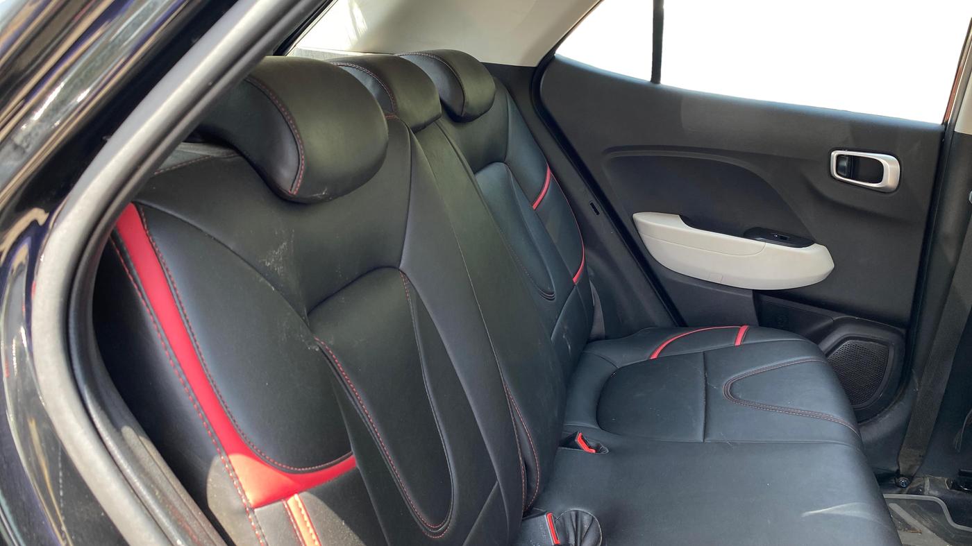 2023 Hyundai VENUE S 1.2, Petrol, Manual, 13,152 km, Right Side Rear Door Cabin