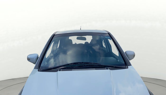 2017 Tata Hexa XE 4X2 7 STR, Diesel, Manual, 1,60,365 km, Front Windshield