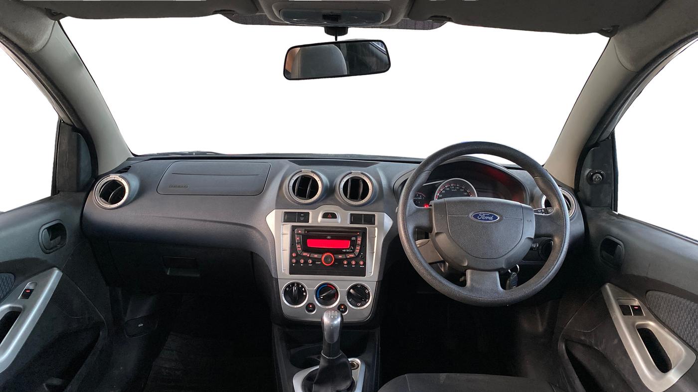 2014 Ford Figo TITANIUM 1.2 PETROL, Petrol, Manual, 18,257 km, Dashboard