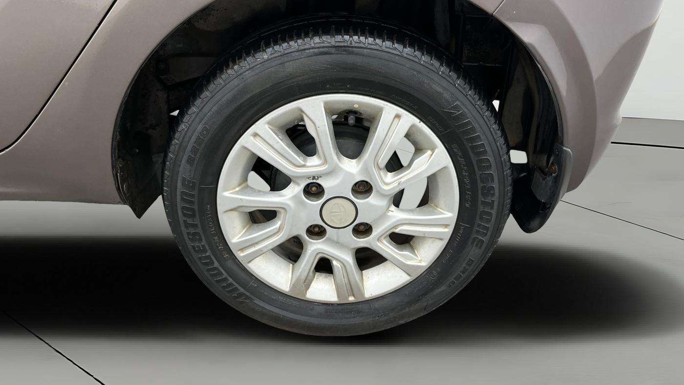 2018 Tata Tiago XZA PETROL, Petrol, Automatic, 46,372 km, Left Rear Wheel