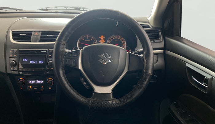 2015 Maruti Swift ZDI, Diesel, Manual, 71,026 km, Steering Wheel Close Up