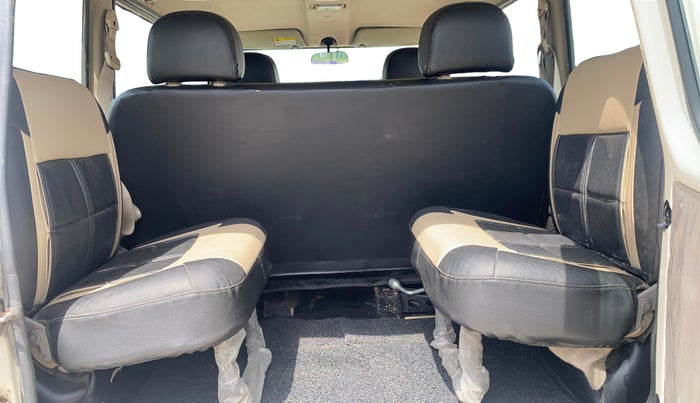 2023 Mahindra Bolero B6, Diesel, Manual, 35,406 km, Third Seat Row ( optional )