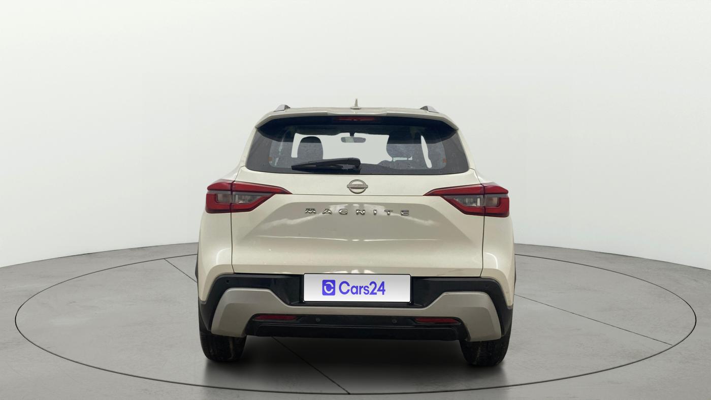 2024 Nissan MAGNITE N-Connecta B4D 1.0 Petrol MT, Petrol, Manual, 10,573 km, Back/Rear