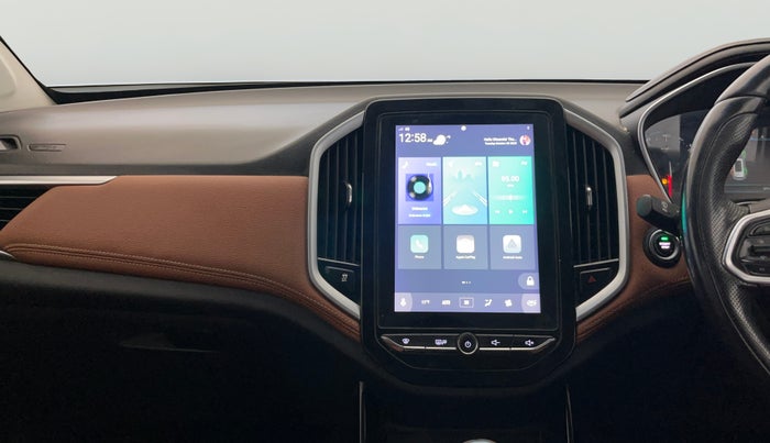 2021 MG HECTOR PLUS SHARP 1.5 PETROL TURBO HYBRID MT 6-STR, Petrol, Manual, 27,438 km, Air Conditioner