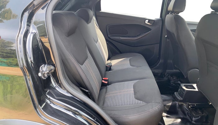 2018 Ford FREESTYLE TITANIUM 1.2 PETROL, Petrol, Manual, 59,316 km, Right Side Rear Door Cabin